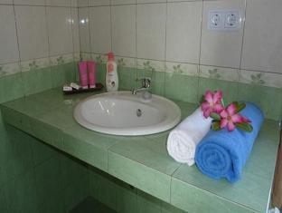 Budi Sun Holiday park Maumere